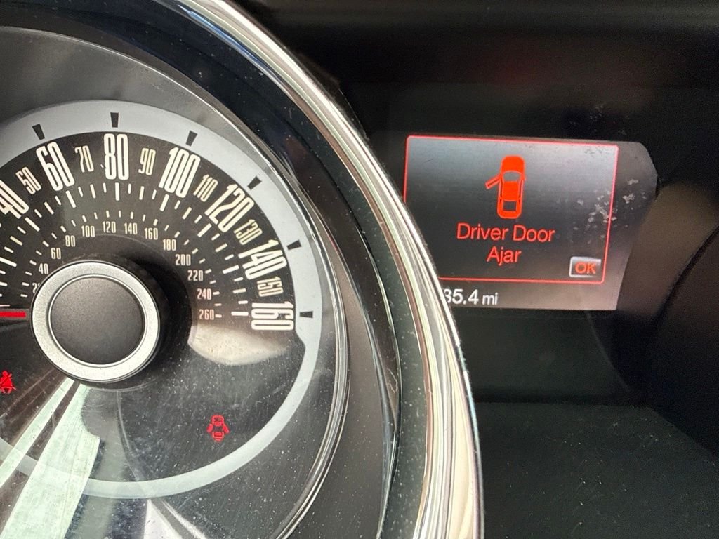 Used 2013 Blue Ford V6 Premium image 21