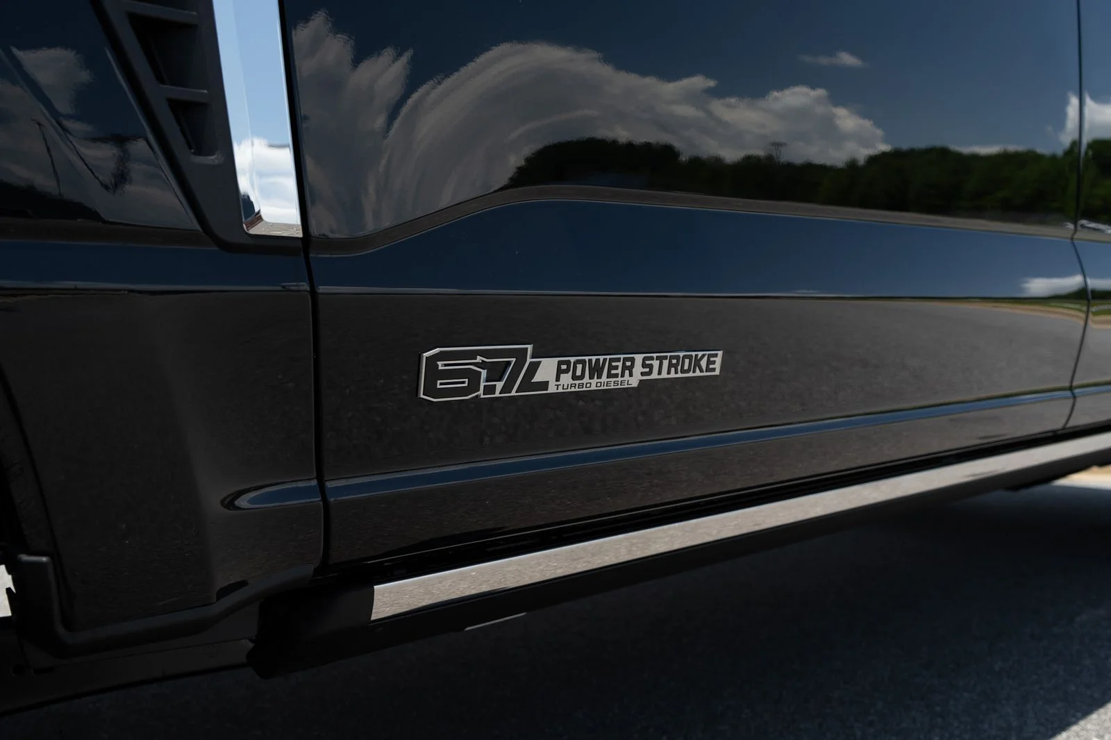 New 2026 Agate Black Metallic Ford F-250® Lariat® image 12