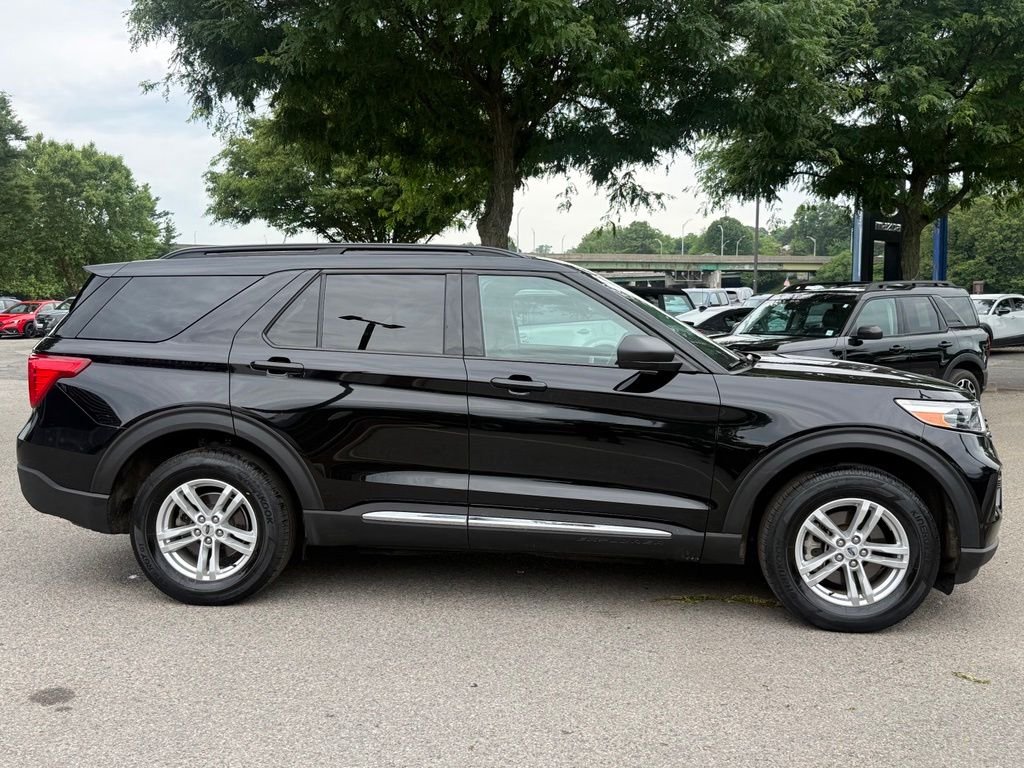 Used 2023 Black Ford XLT image 11