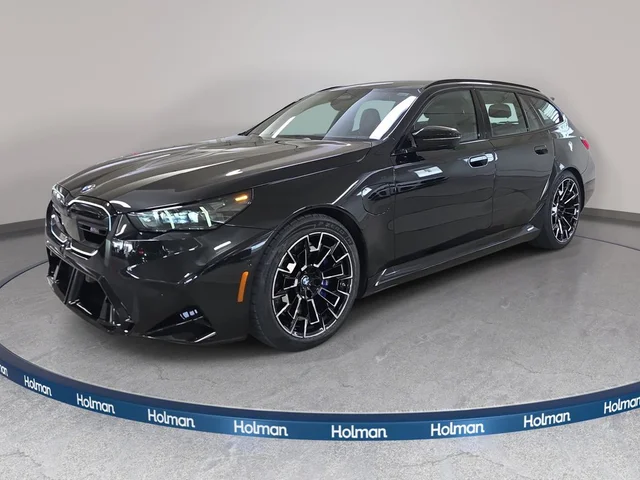 2025 BMW M5 