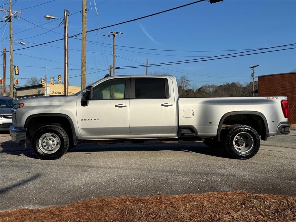 2022 Chevrolet Silverado 3500HD LT - Photo 6