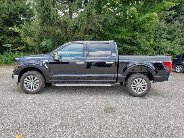 New 2026 Agate Black Metallic Ford XLT image 24