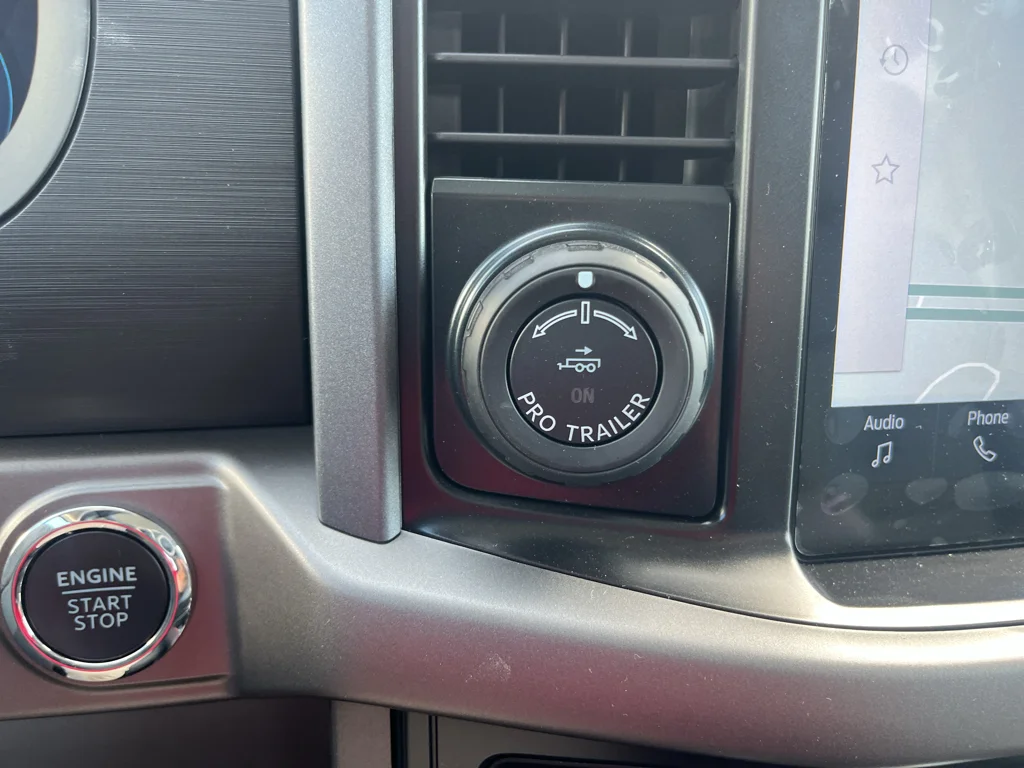 New 2026 Marsh Gray Ford XLT image 20