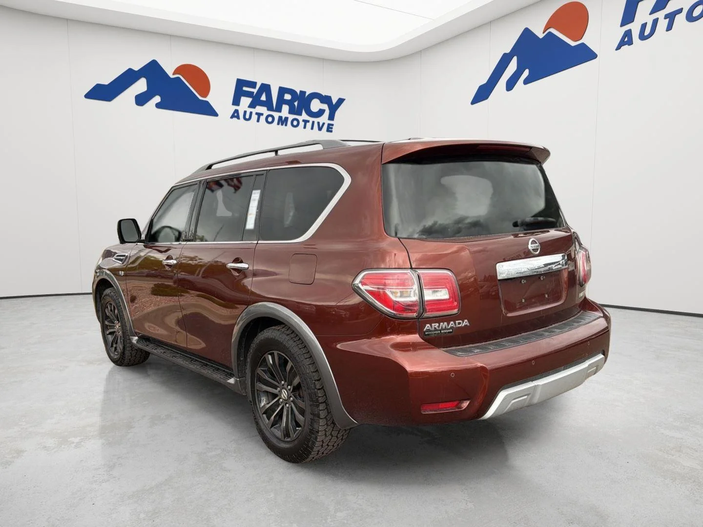 Used 2017 Forged Copper Nissan Platinum image 7