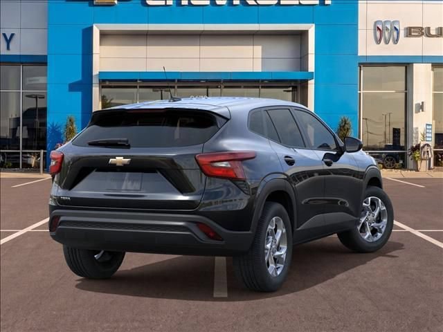 2026 Chevrolet Trax LS - Photo 4