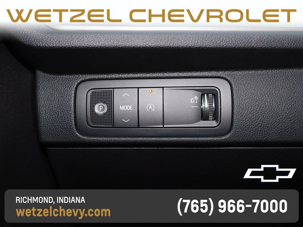 2027 Chevrolet Traverse LT - Photo 35
