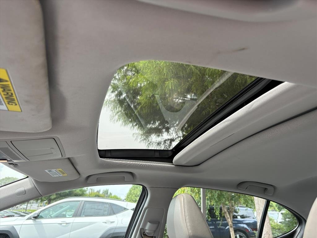 2015 Acura TLX Technology Package - Photo 13