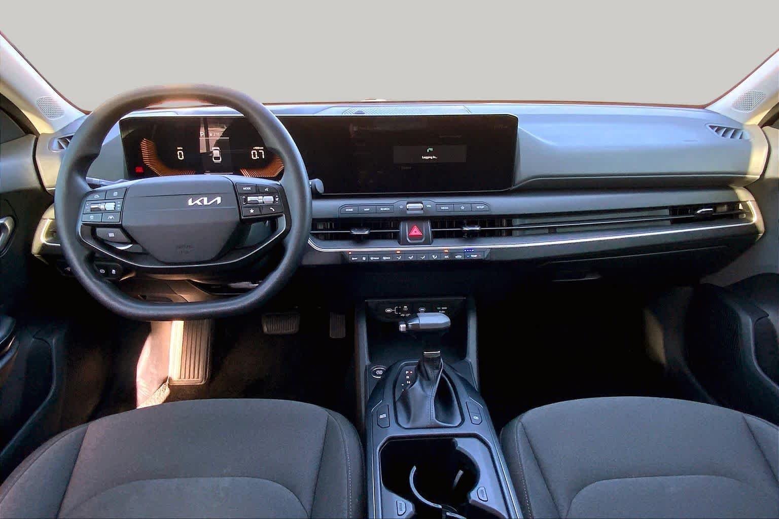 Used 2025 Morning Haze Kia LXS image 16