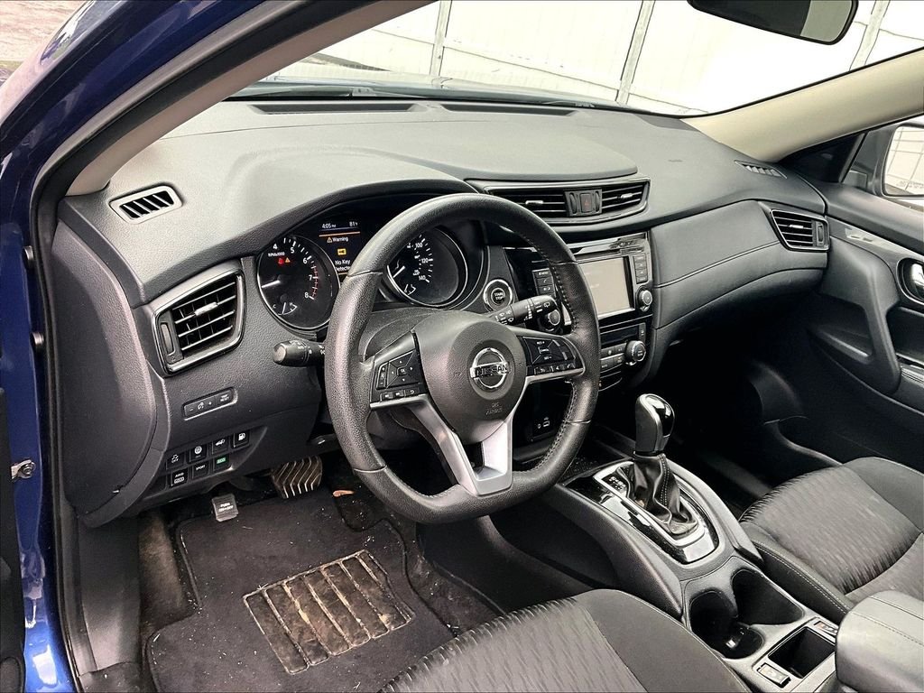 Used 2019 Caspian Blue Metallic Nissan SV image 8