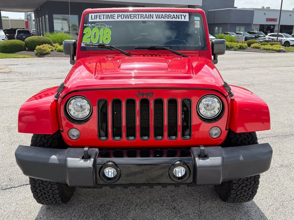 Used 2018 Red Jeep Unlimited Sahara image 3