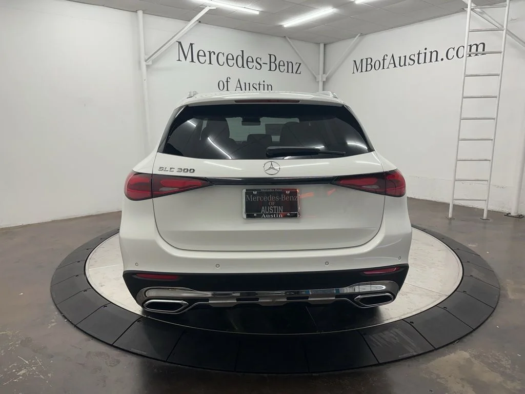 Used 2026 White Mercedes-Benz GLC 300 image 6
