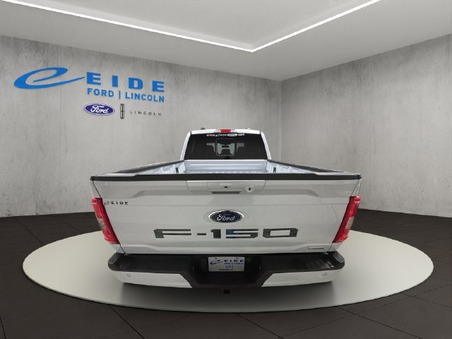 Used 2022 White Ford XLT image 8