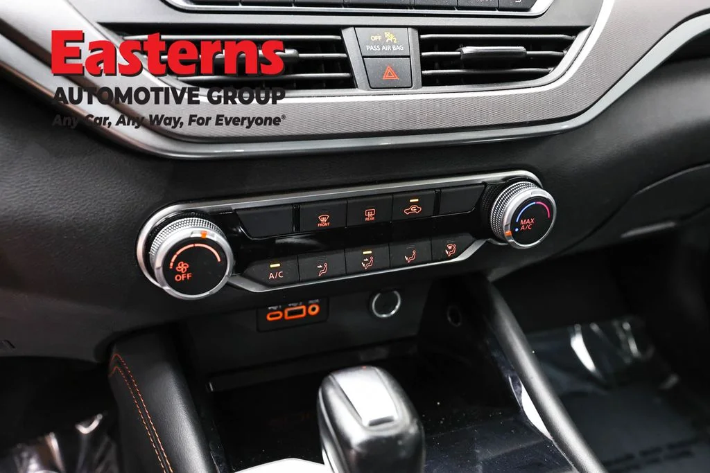 Used 2024 Black Nissan 2.5 SR image 20
