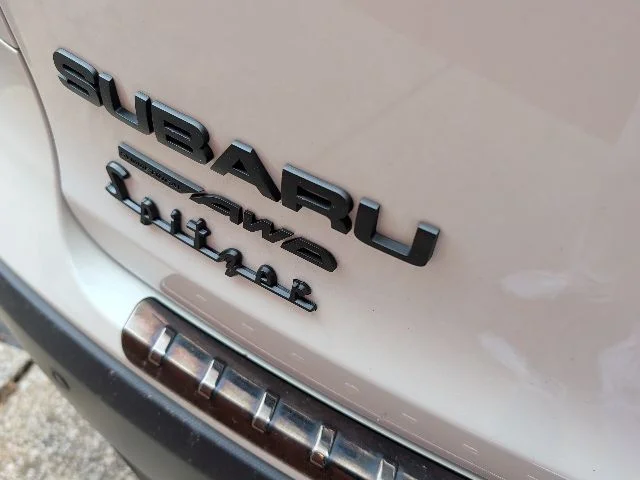 Used 2024 White Subaru Onyx Edition image 10
