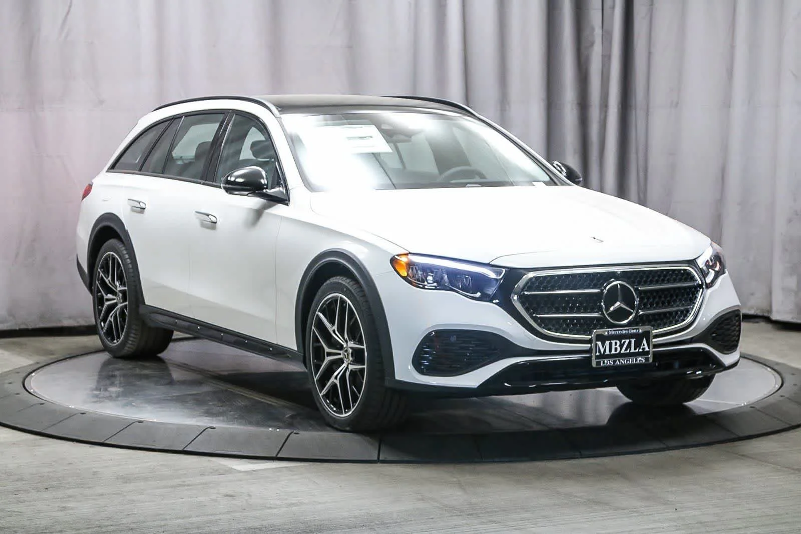 2025 Mercedes-Benz E-Class E450 All-Terrain - Photo 44