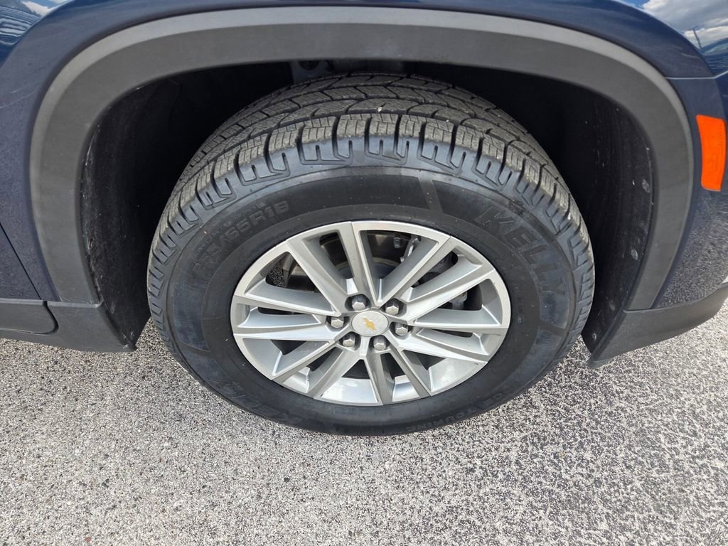 Certified Used 2023 Northsky Blue Metallic Chevrolet LT Cloth image 19