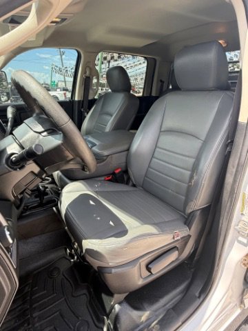 Used 2018 Bright White Clearcoat Ram Tradesman image 14