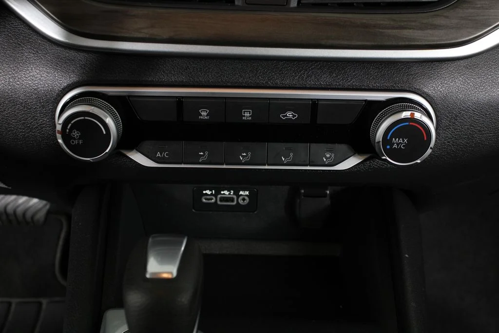 2025 Nissan Altima SV - Photo 24