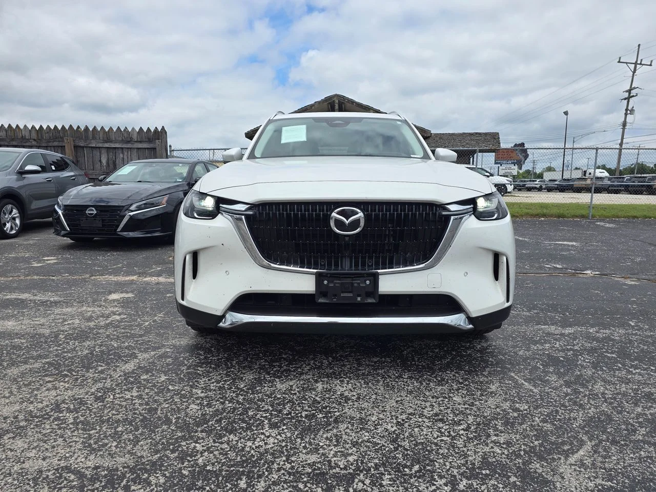 Used 2024 Rhodium White Premium Mazda 3.3 Turbo Premium Plus image 2