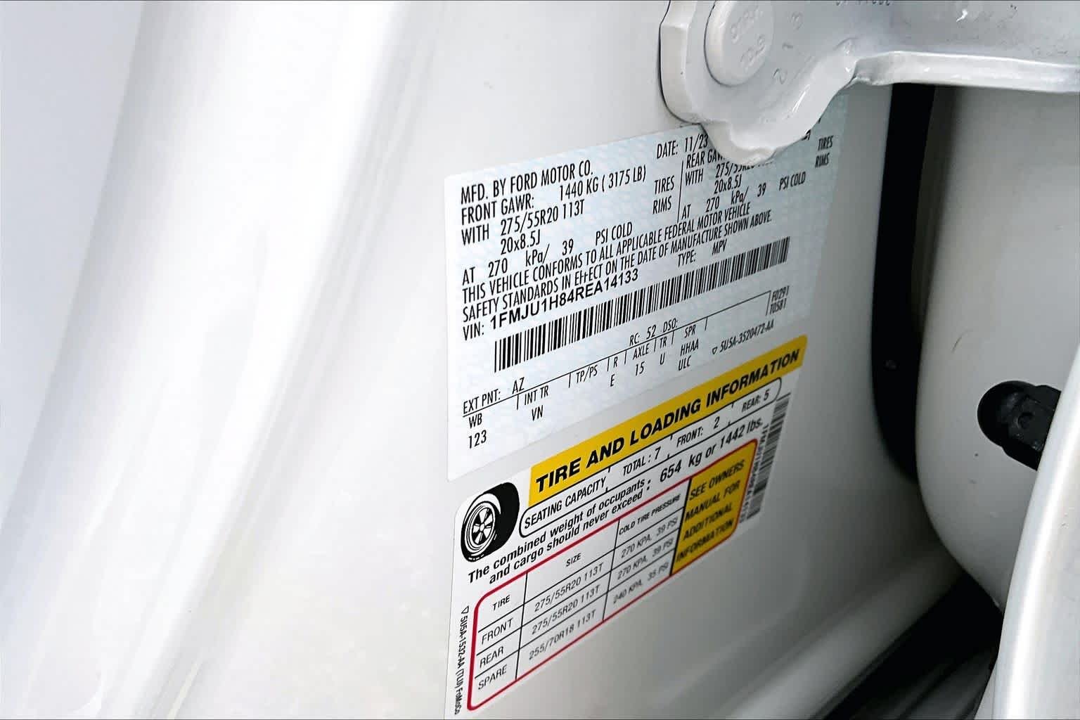 Used 2024 Star White Metallic Tri-Coat Ford XLT image 34