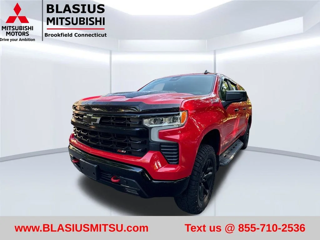 Used 2022 Red Chevrolet LT Trail Boss image 3