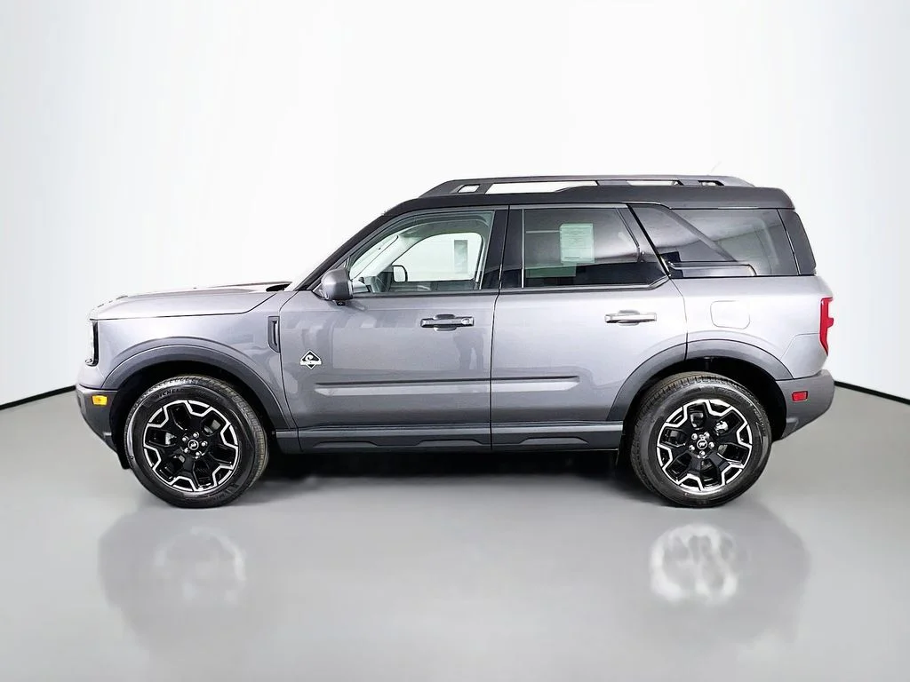 New 2025 Carbonized Gray Metallic Ford Outer Banks image 6