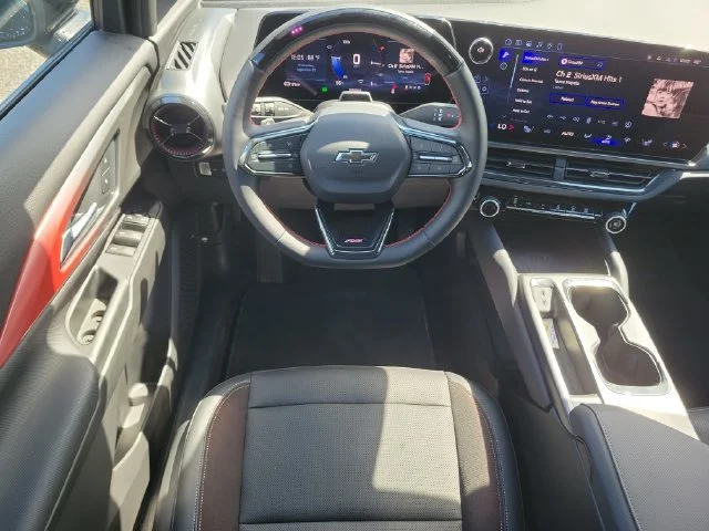 2024 Chevrolet Equinox EV Launch Edition - Photo 9
