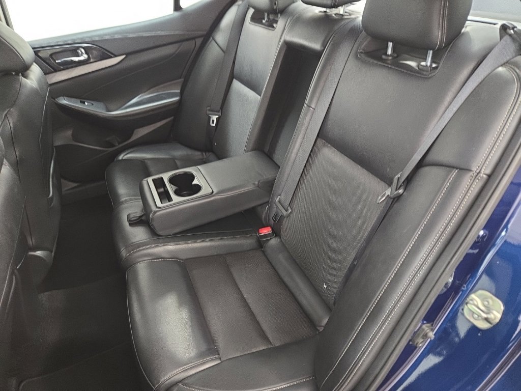 Used 2017 Deep Blue Pearl Nissan 3.5 SV image 23