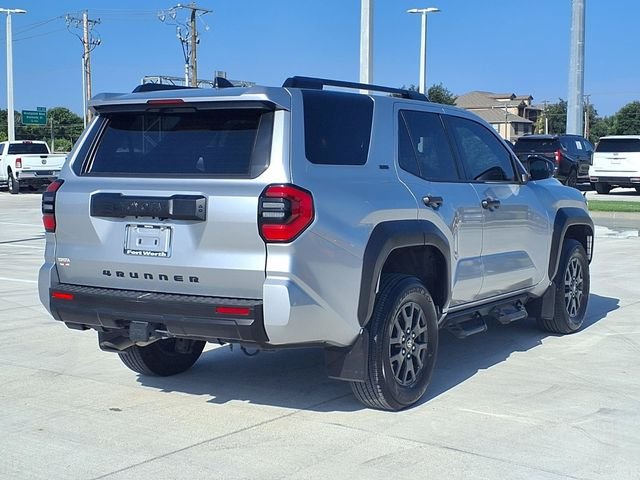 Used 2025  Toyota SR5 image 7