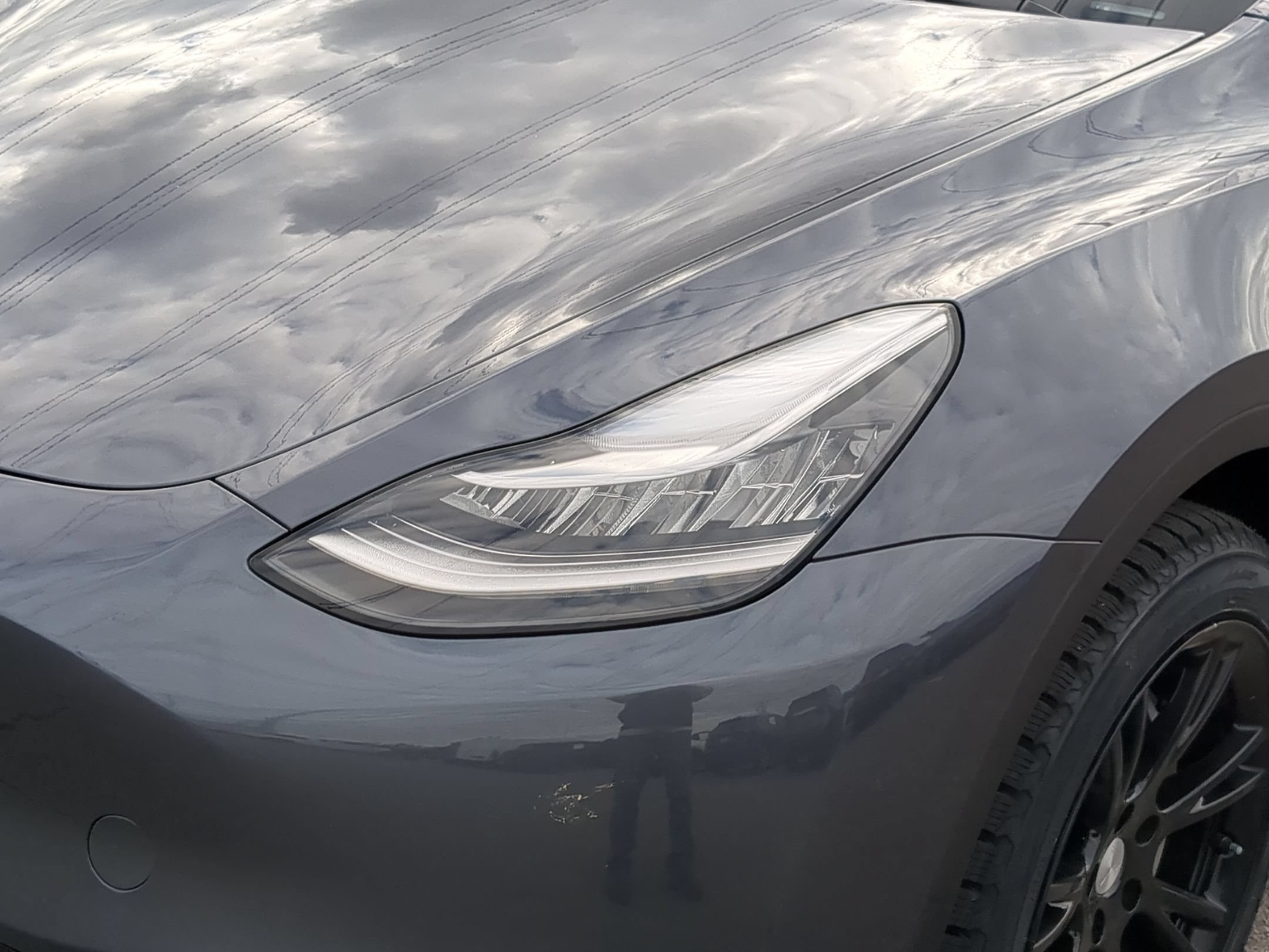 Used 2023  Tesla Long Range image 10