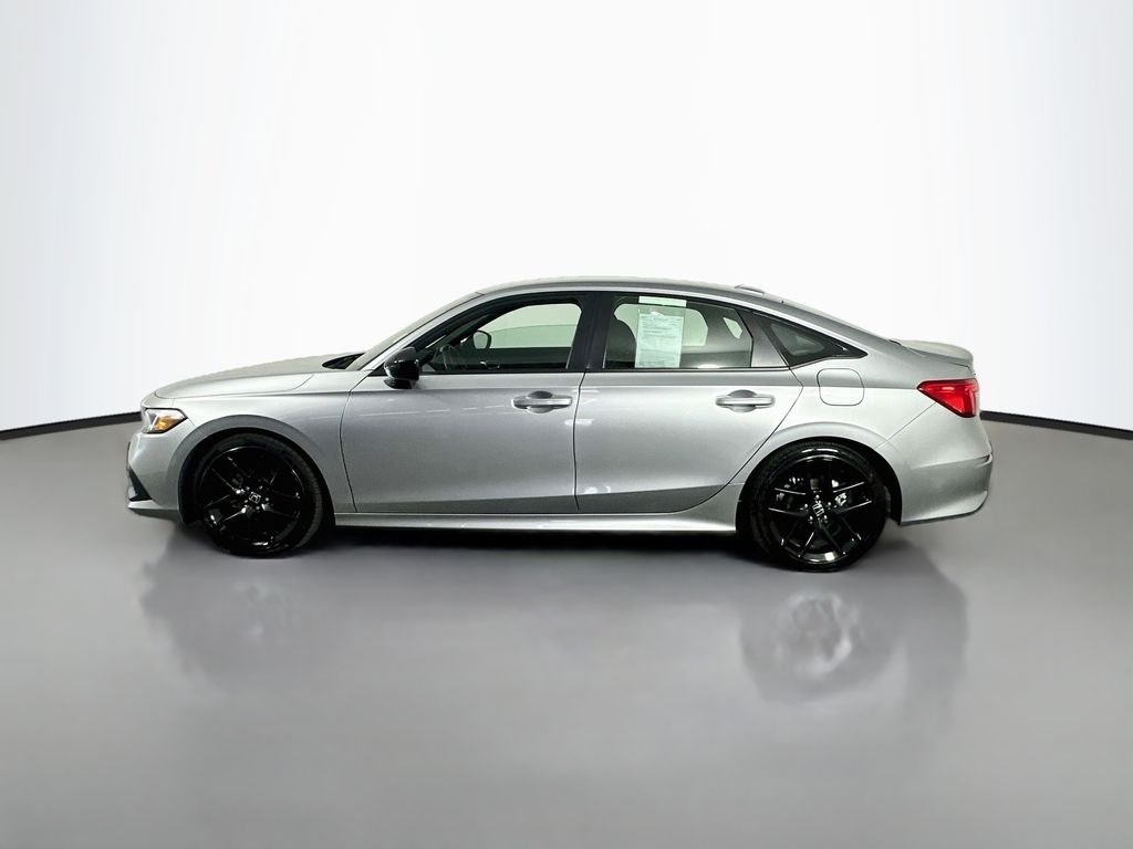 Used 2023  Honda Sport image 4