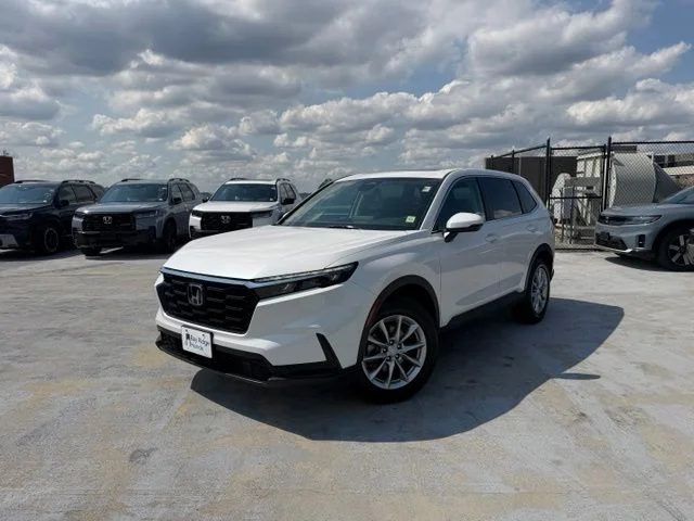 Used 2026 White Honda EX image 1