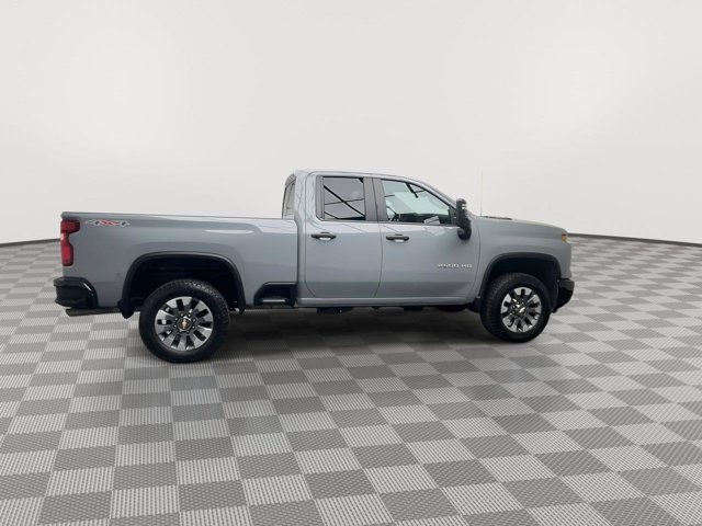 Used 2024 Slate Grey Metallic Chevrolet Custom image 40