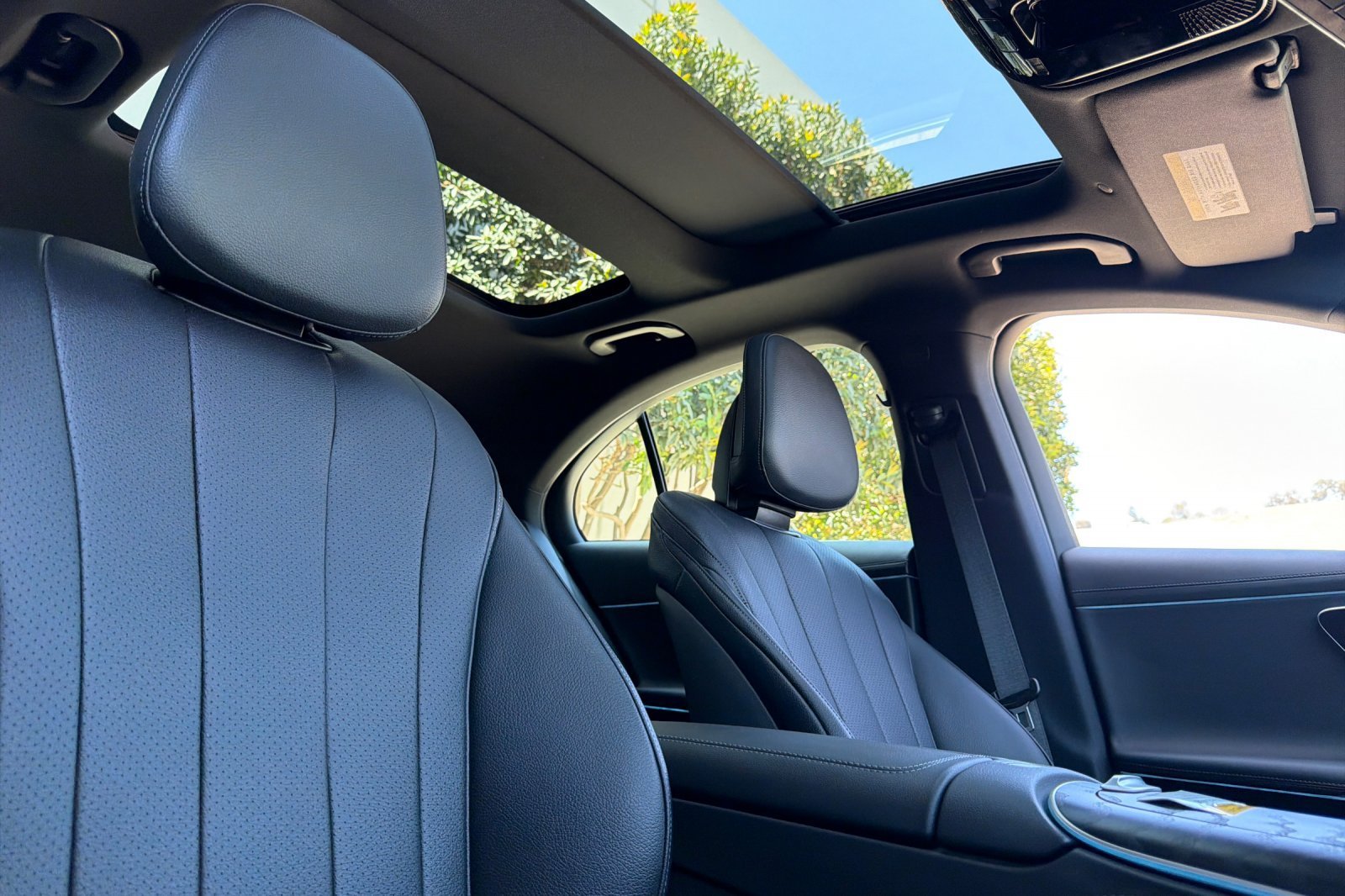 New 2026 Polar White Mercedes-Benz E 350 image 3