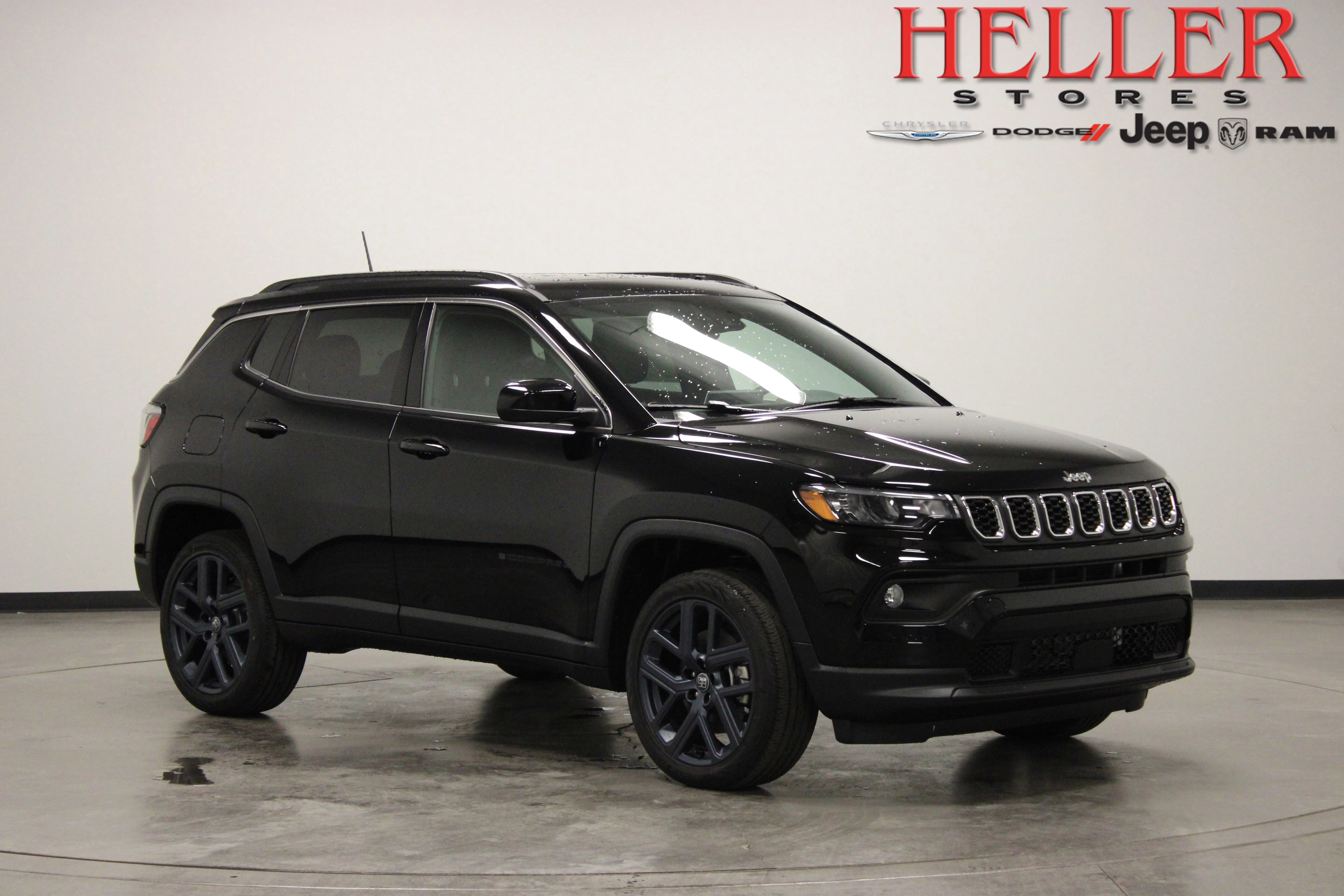 2026 Jeep Compass Latitude 4X4's photo
