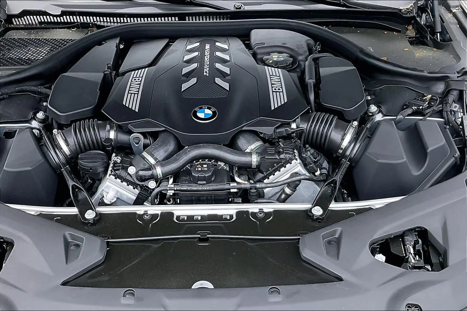 New 2026 Skyscraper Grey Metallic BMW M850i xDrive image 16