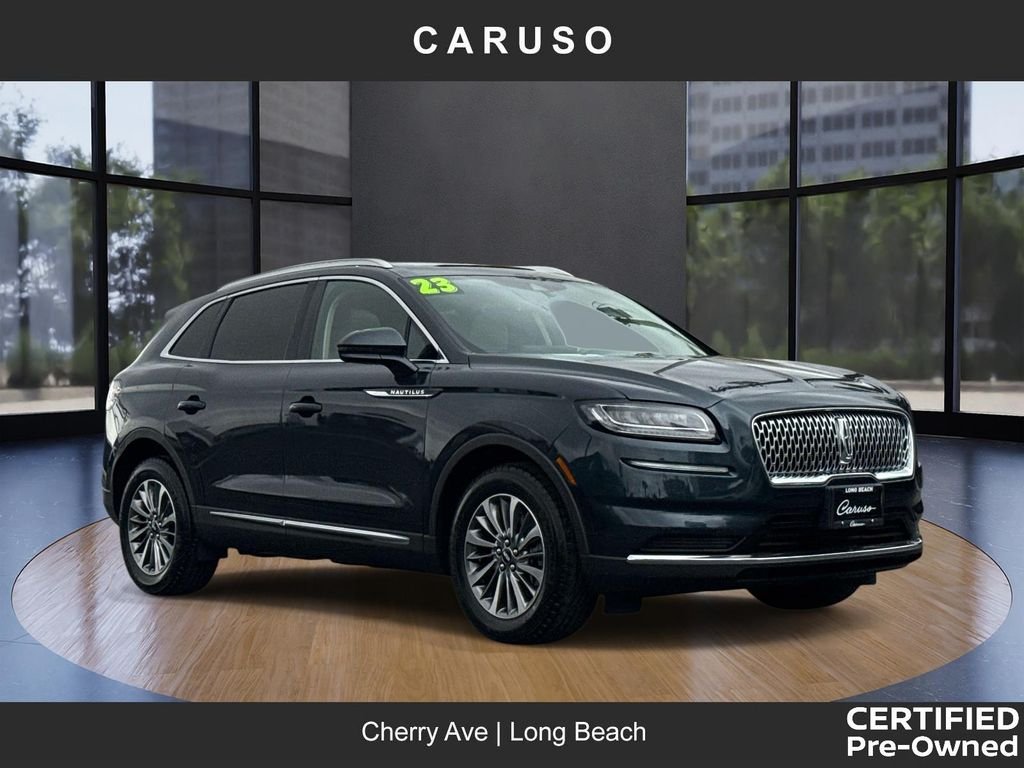 2023 Lincoln Nautilus Reserve FWD's photo