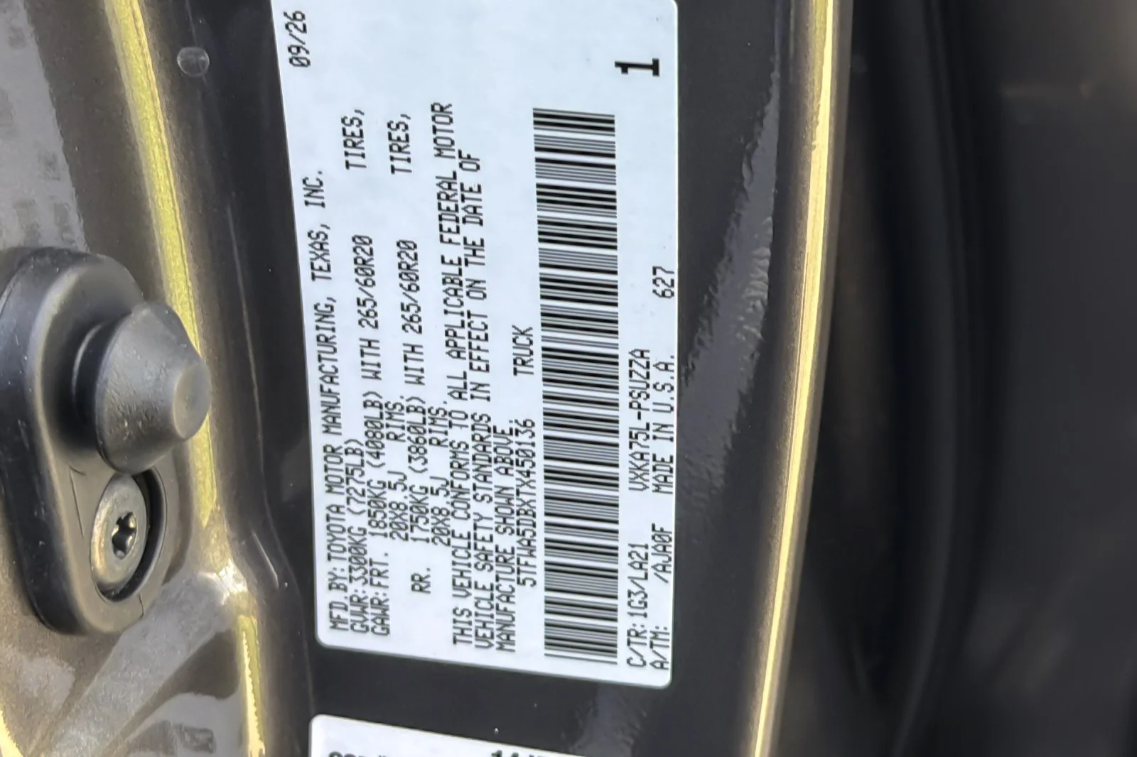 New 2026 Magnetic Gray Metallic Toyota  Platinum image 32