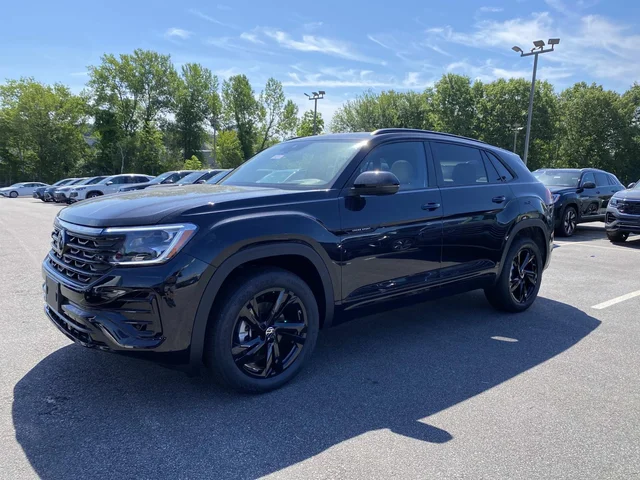 2026 Volkswagen Atlas Cross Sport 2.0T SEL R-Line Black 4MOTION