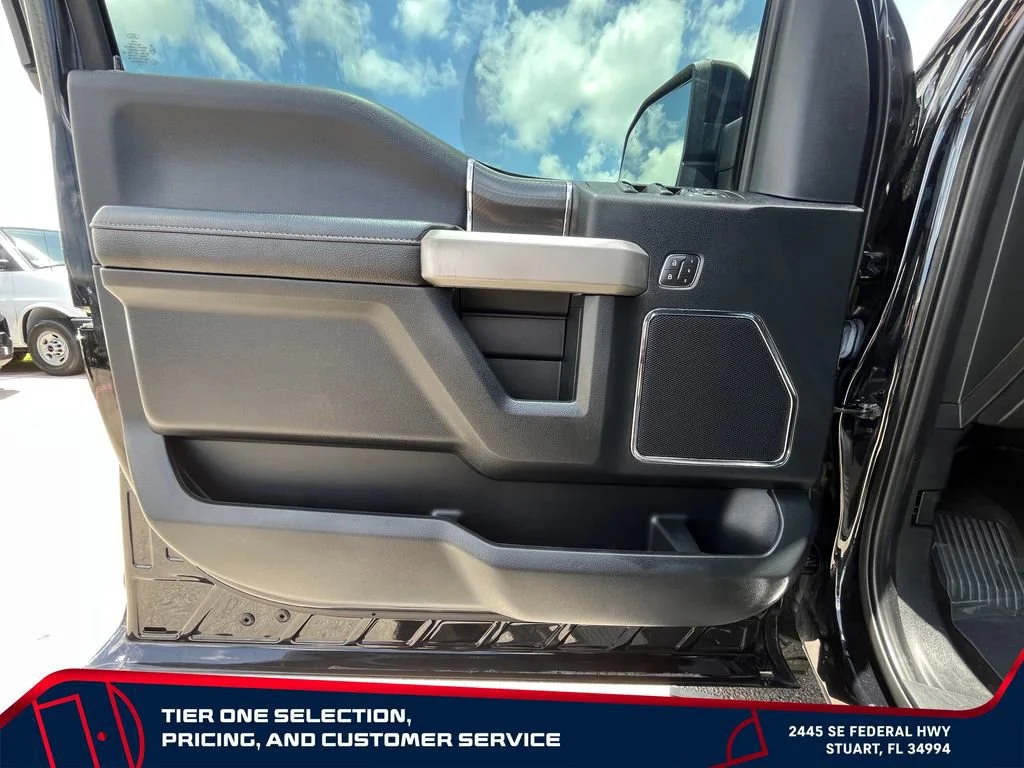 Used 2019 Black Ford LARIAT image 25