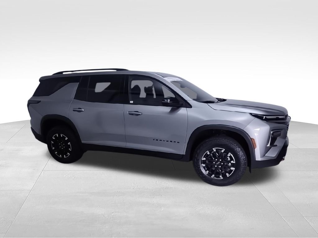 Used 2025 Gray Chevrolet Z71 image 9
