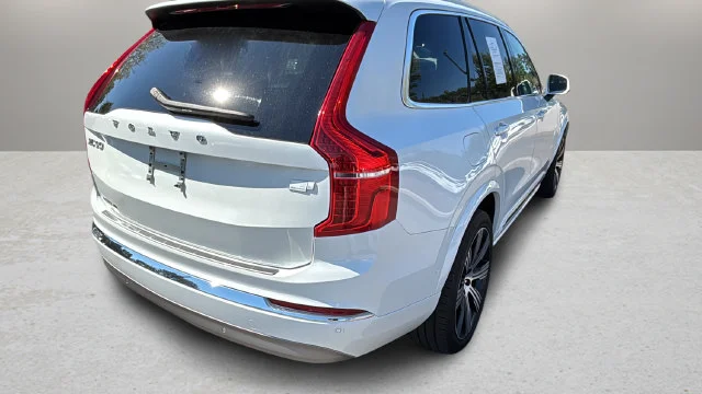 Used 2022 White Volvo T8 Inscription 7 Passenger image 36