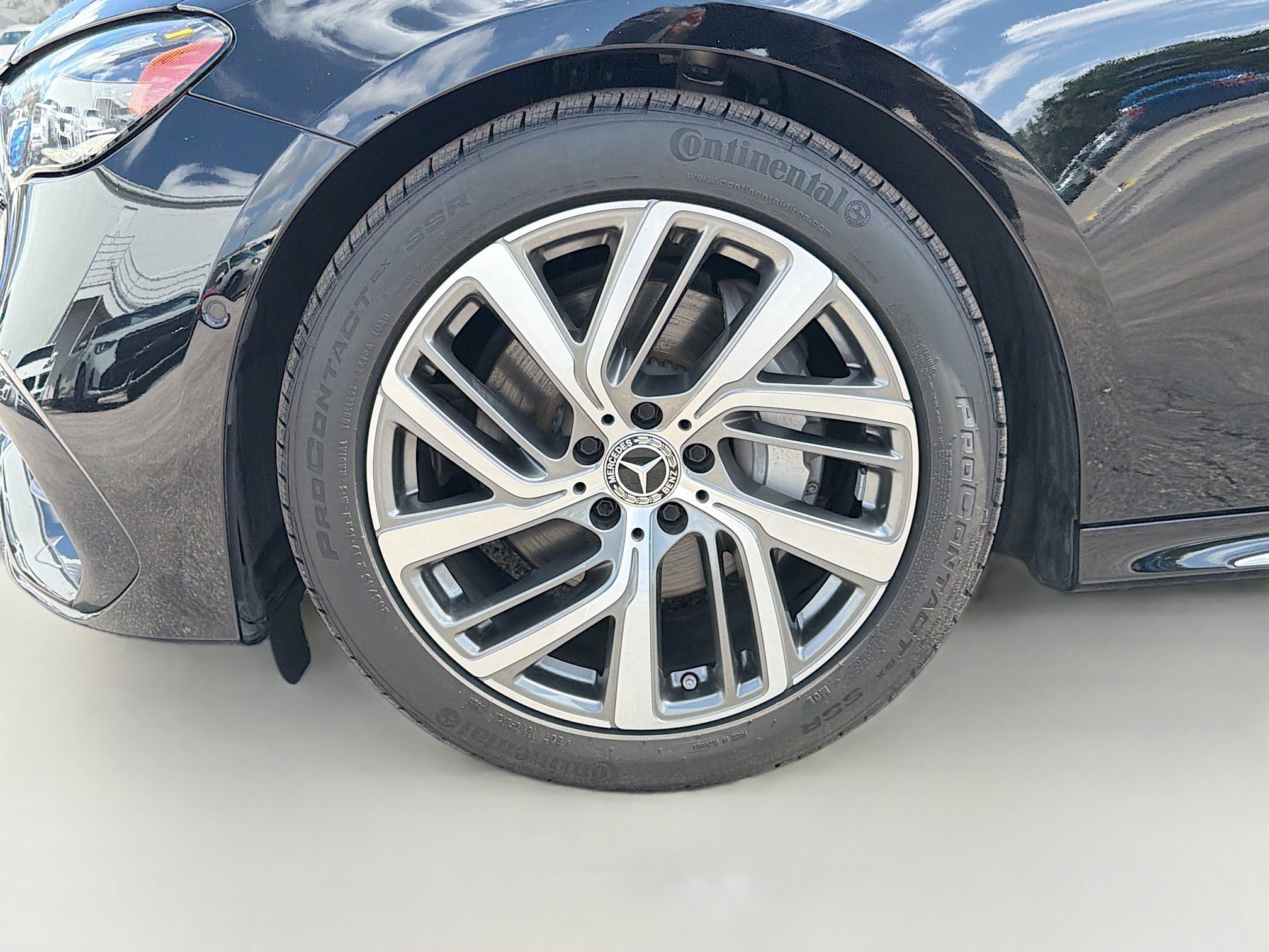Used 2024 Black Mercedes-Benz E 350 image 41