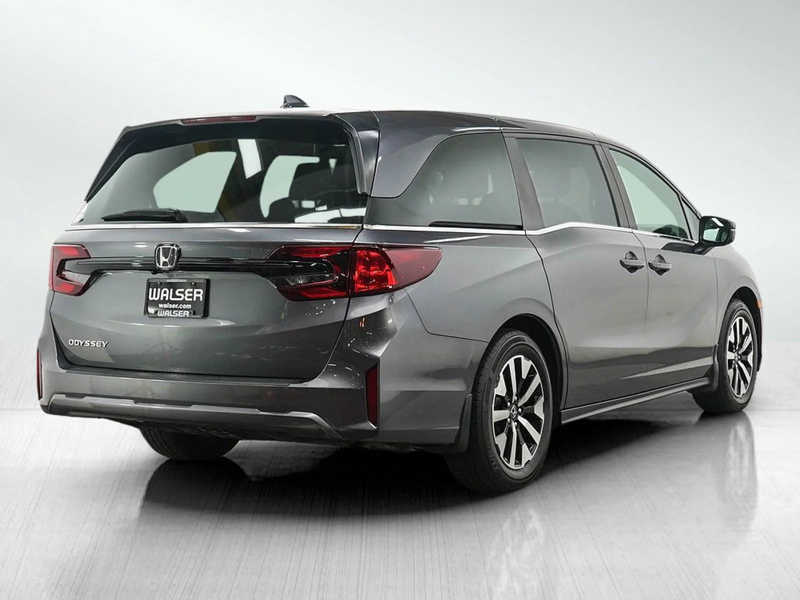 Used 2025 Modern Steel Metallic Honda 5D WAGON EX-L image 5