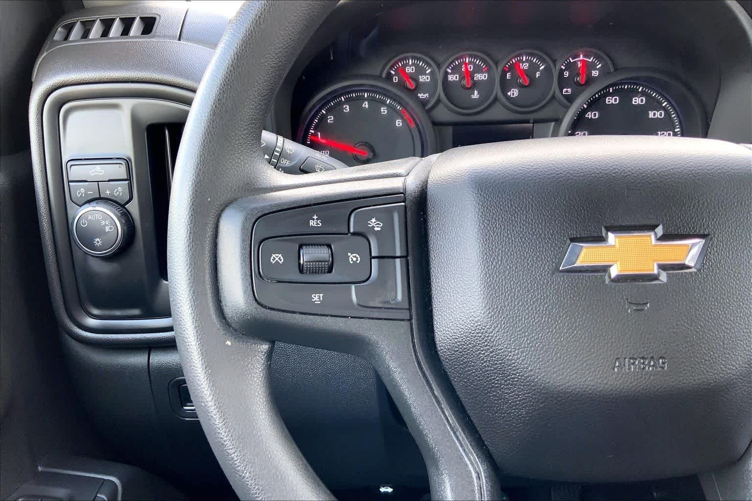 Used 2025 Black Chevrolet Custom image 23