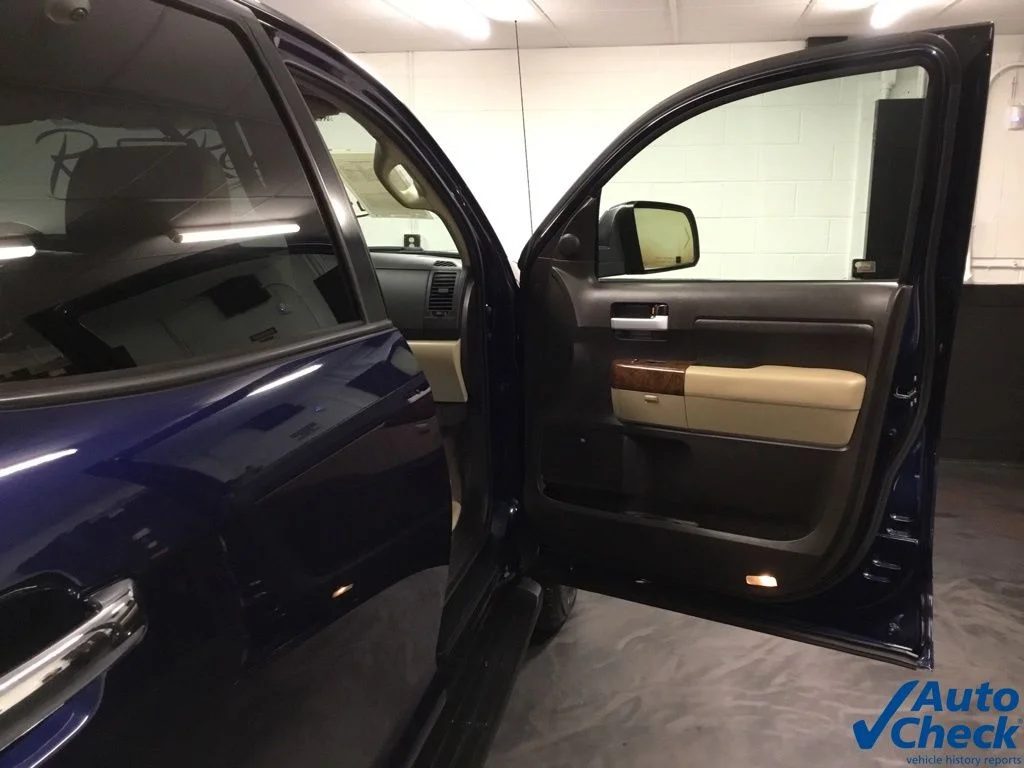 Used 2010 Blue Toyota Limited image 45