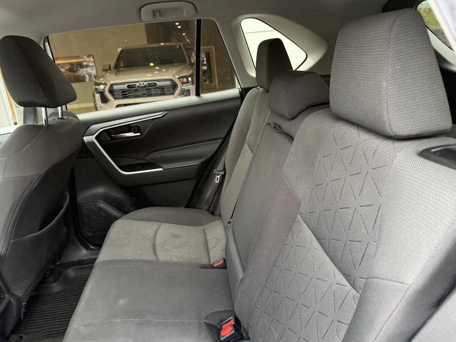 Used 2022 Silver Sky Metallic Toyota Hybrid XLE image 12