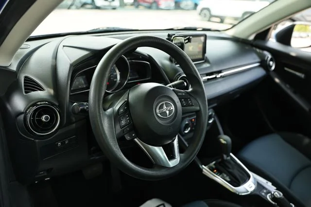 Used 2016 Sapphire Scion Base image 16