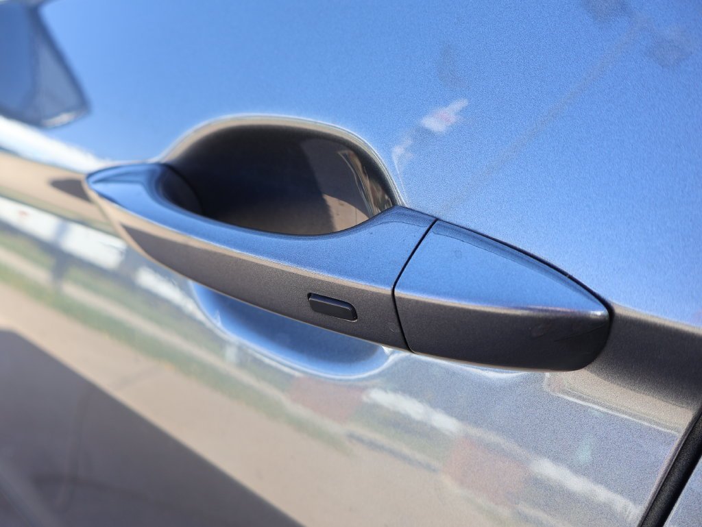 2023 Volkswagen Tiguan SE - Photo 16