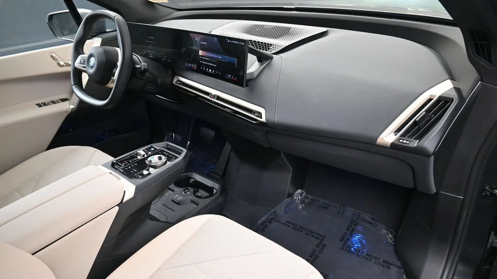 2024 BMW iX Base - Photo 11